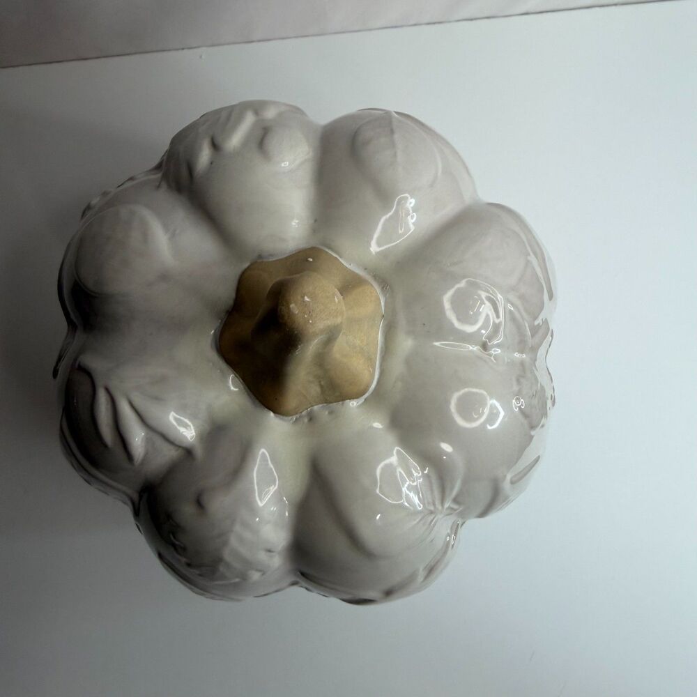Celebrate Together Kohl's Ceramic Pumpkin Embossed Fall Harvest Decor Lt Gray - Picture 2 of 4